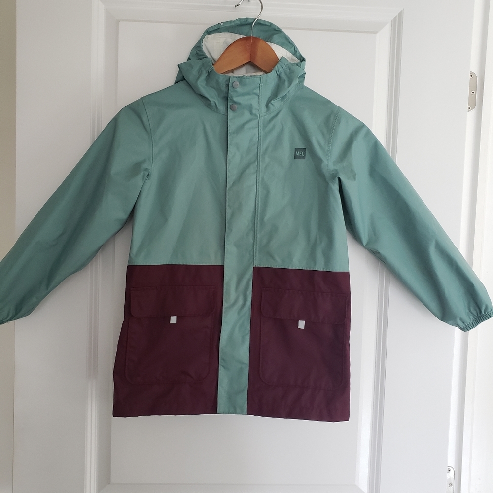 MEC Heritage Reflective Rain Jacket Kids Unisex Size 6